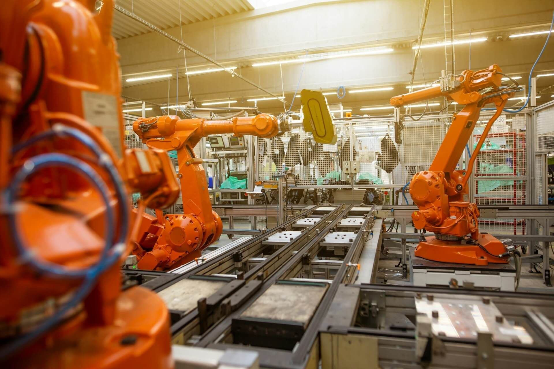 Pięć horyzontów planowania produkcji z AI: od prognozy popytu przez plan główny i harmonogram po sterowanie maszynami i monitoring w czasie rzeczywistym
